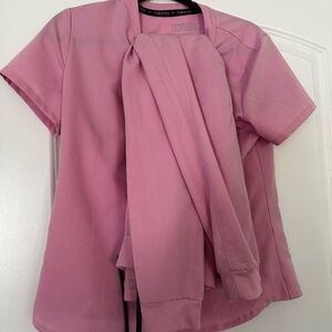 Fabletics Blush Pink Short Sleeve Scrub Set